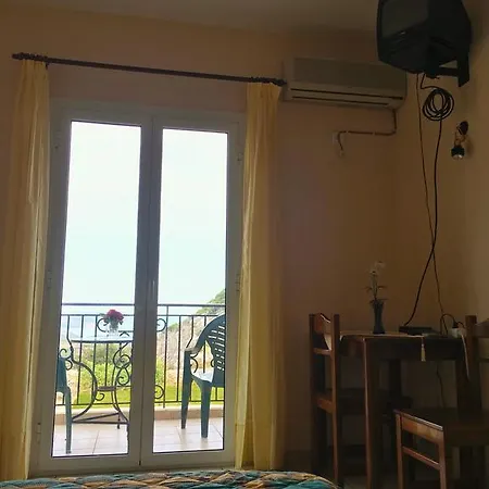 Sunshine Karavados