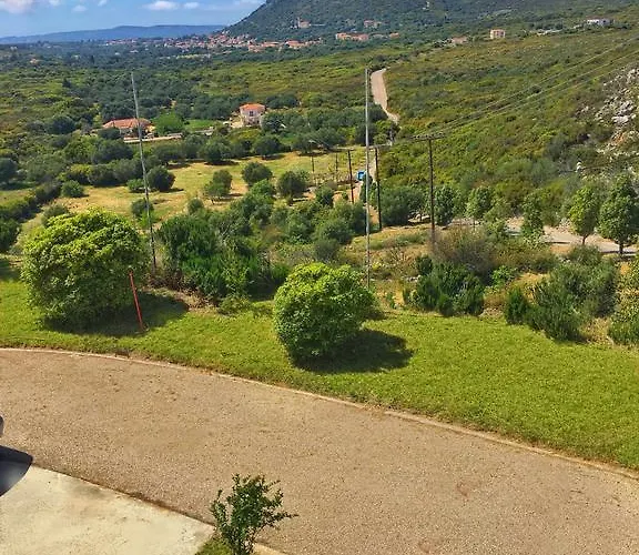 Sunshine Karavádhos