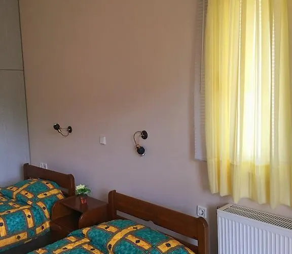 Sunshine Karavádhos